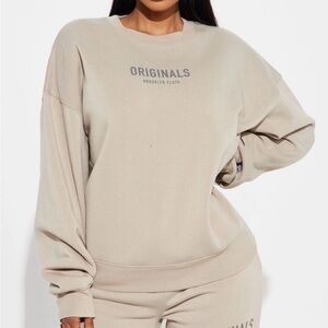 Originals Cream Sweatshirt - M